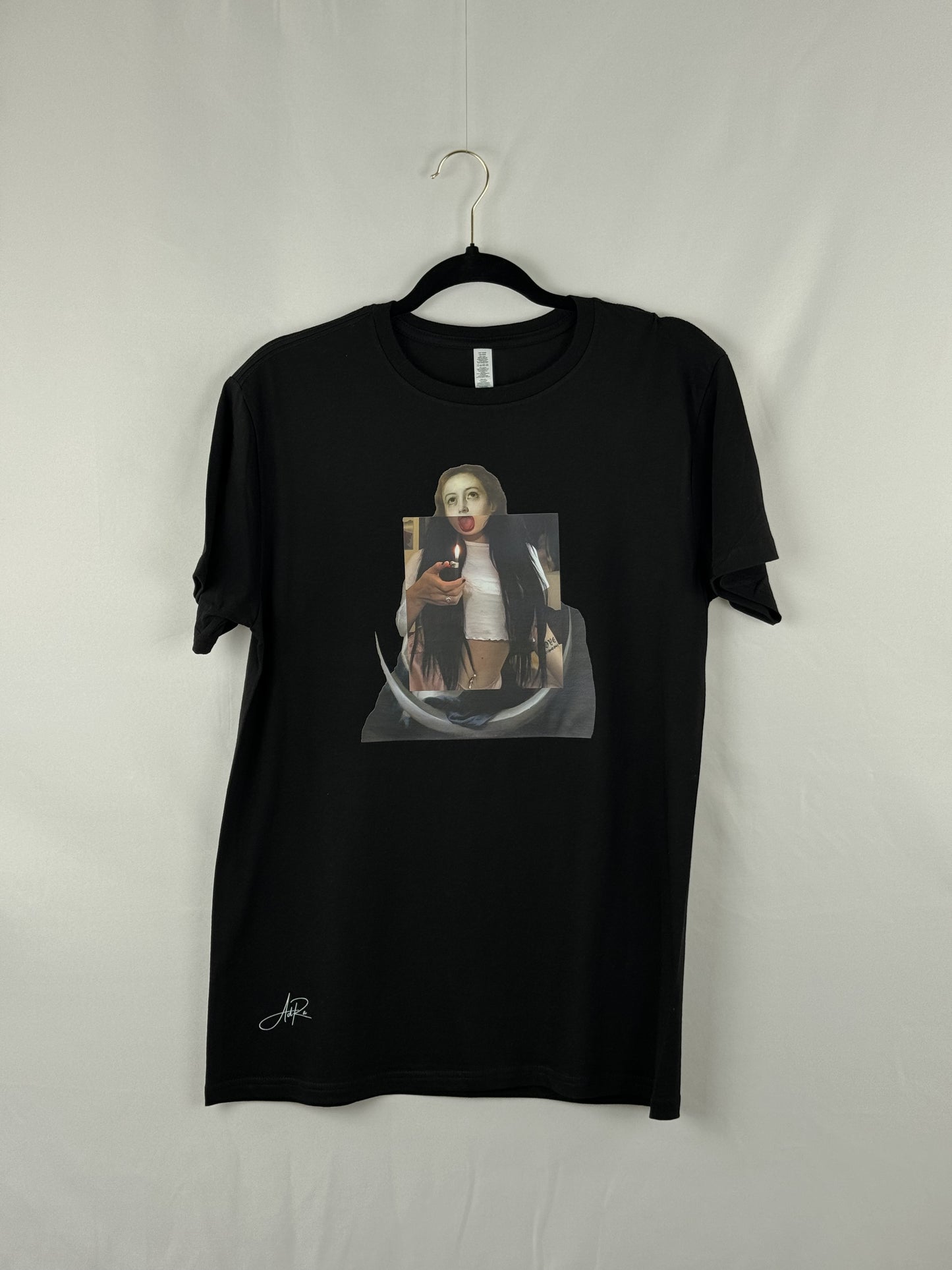 Contemporary Mona Lisa Graphic T-Shirt | AdRa Apparel