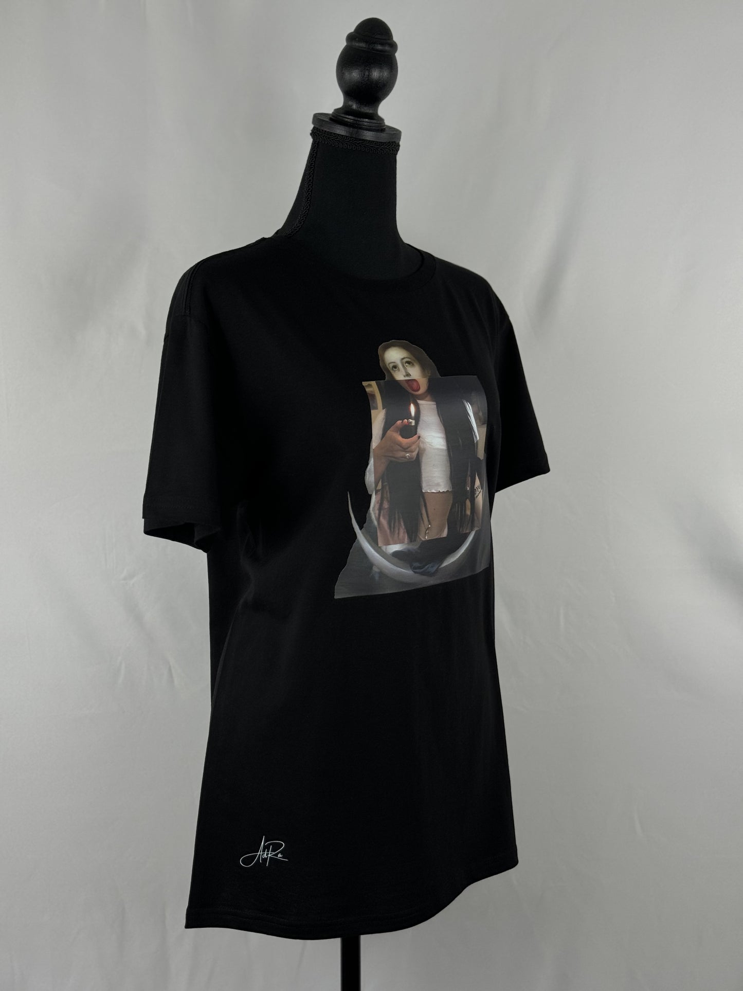 Contemporary Mona Lisa Graphic T-Shirt | AdRa Apparel