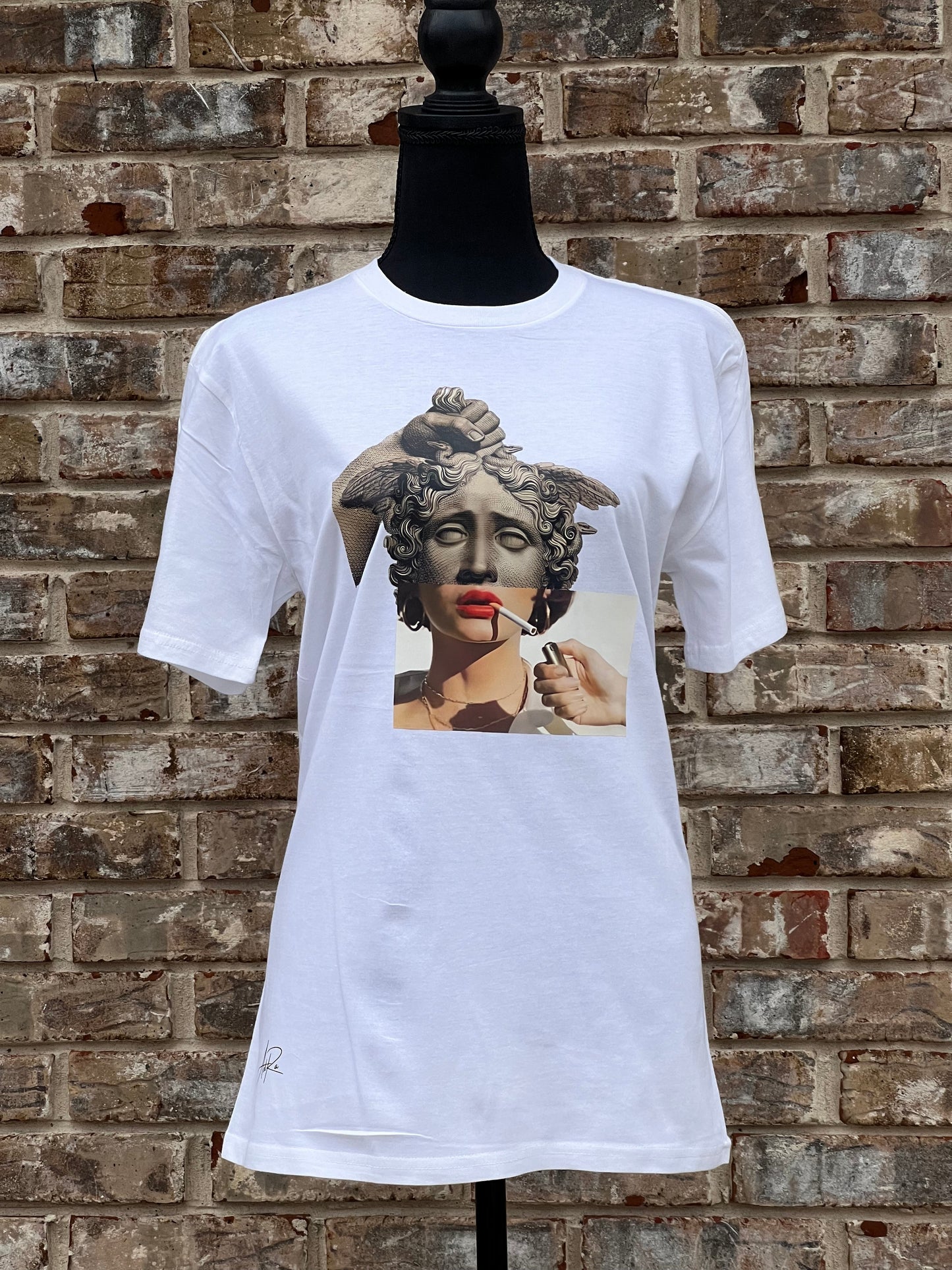 Make a Statement with Our Women's Smoking Lips Statue Graphic T-Shirt | Adra Apparel