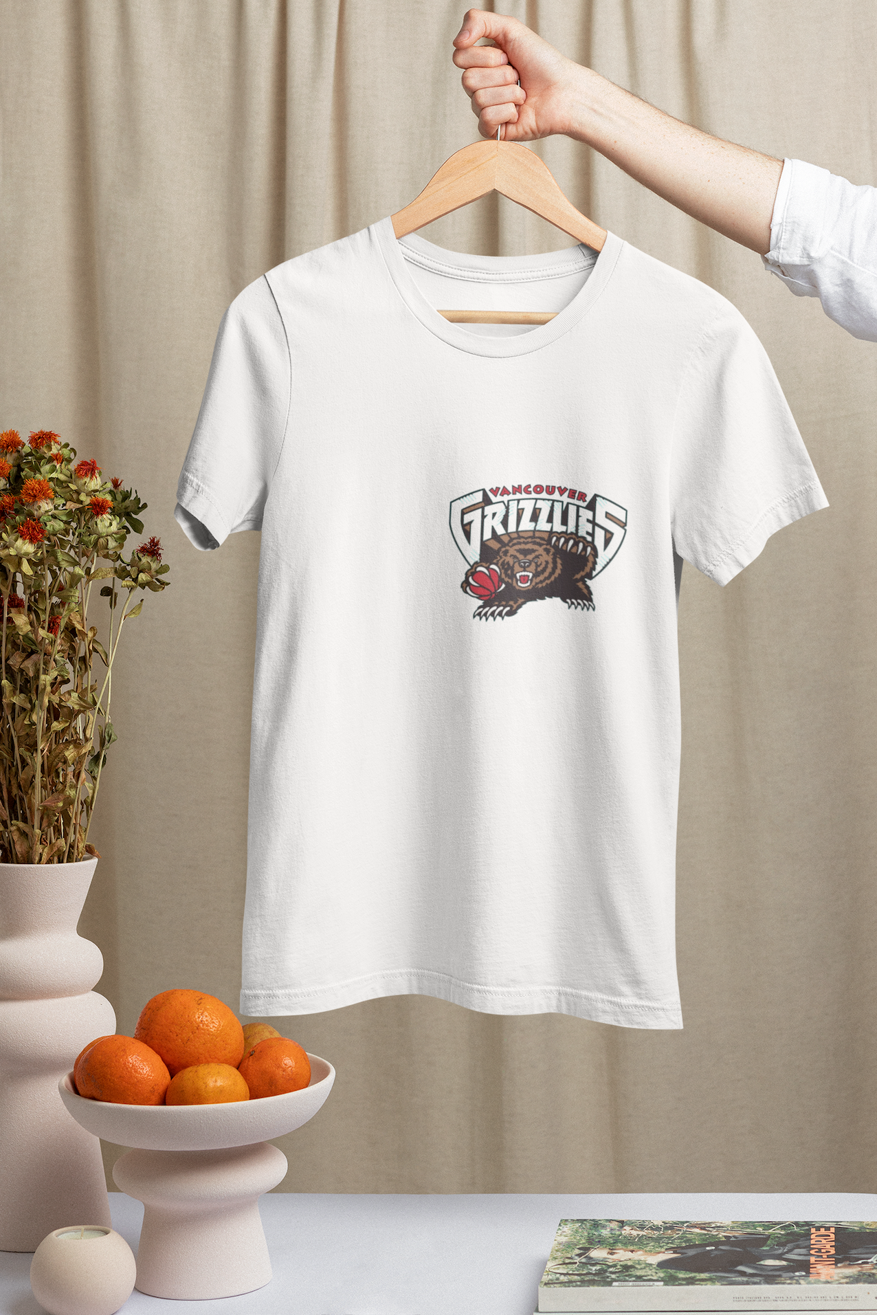 Vintage Vancouver Grizzlies Crest Tee