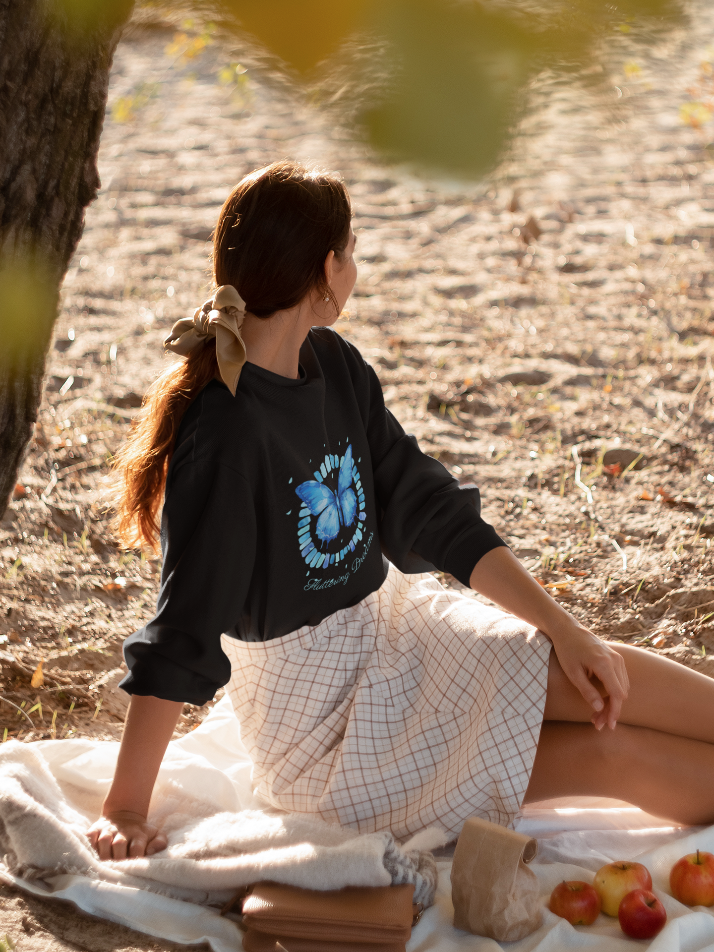 Butterfly Dreams Sweatshirt - Elegant Nature-Inspired Design